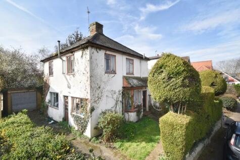 Pleasant Place, Hersham Village , KT12