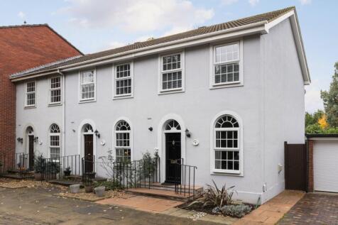 Belgrave Close, Hersham, Walton-on-Thames, KT12