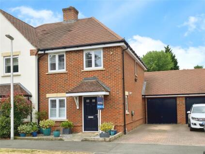 Swords Drive, Crowthorne, Berkshire