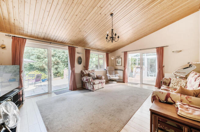 1318436-10-6863ed...