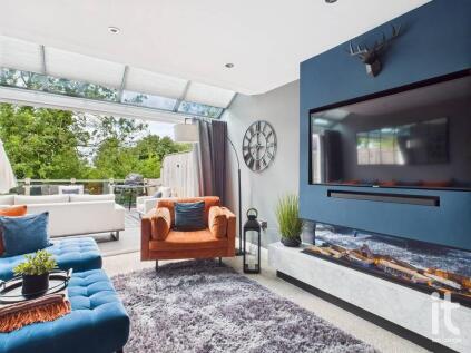 Canal Mews, Buxton Road, High Lane, Stockport, SK6