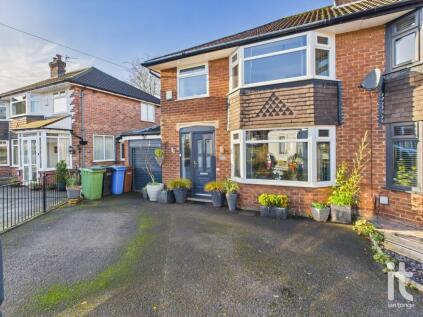 Pennine Road, Woodley, Stockport, SK6
