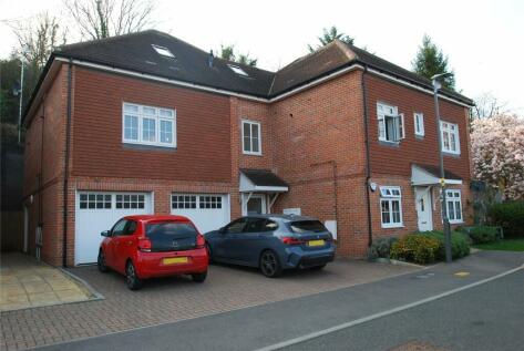 High Wycombe - 2 bedroom apartment