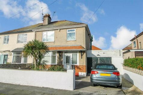 Rhyl - 3 bedroom semi-detached house for sale
