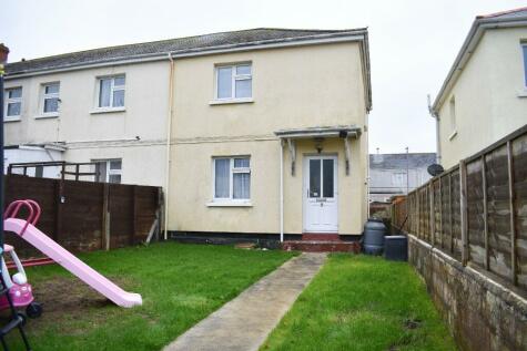 Redruth - 3 bedroom end of terrace house for sale