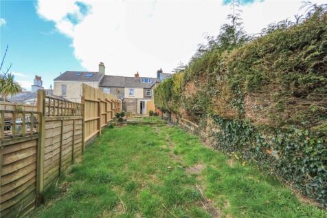 Bere Alston, Yelverton