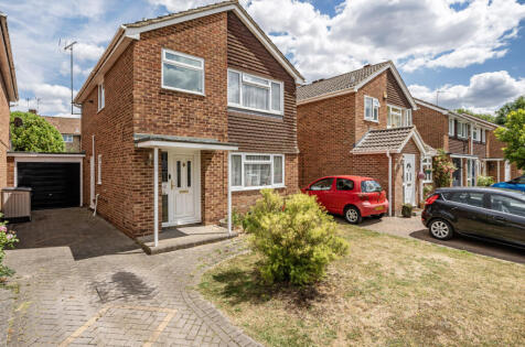 Shefford Crescent, Wokingham, Berkshire