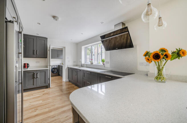 1343016-7-68a6c17...