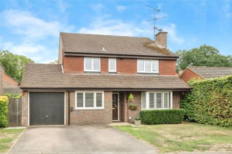 Camellia Way, Wokingham, Berkshire