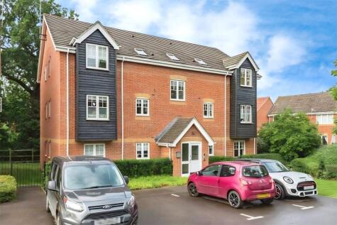 Howell Close, Arborfield, Reading
