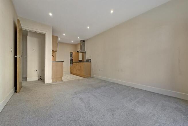 Open Plan Living/Kit