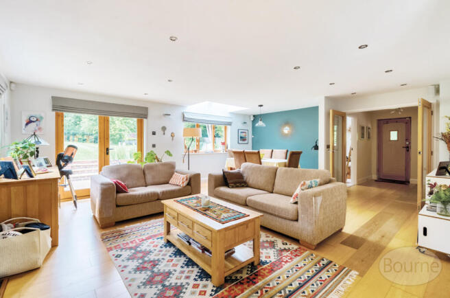 60683052-927f-4f2...