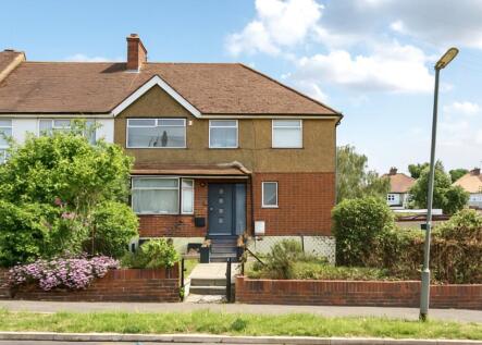 Tartar Road, Cobham, Surrey, KT11