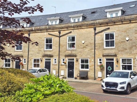 Stone Mid-Terrace
