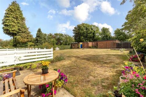 Birdhurst Rise, South Croydon, CR2