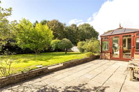 Martin Close, Warlingham, Surrey, CR6