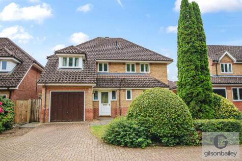 Lucas Court, Dussindale