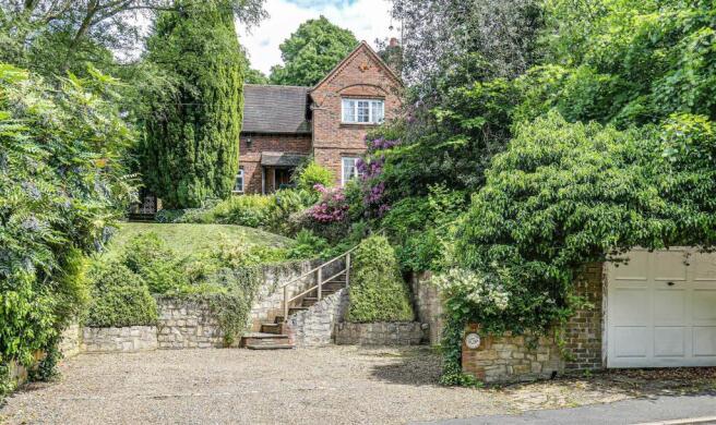 Front - Hillside Cottage.jpeg