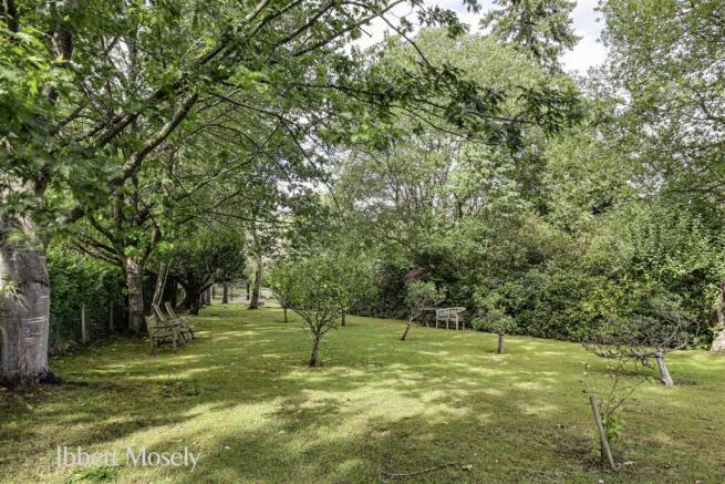 1.  Brasted Court, High Street, Brasted, TN16 1JE 