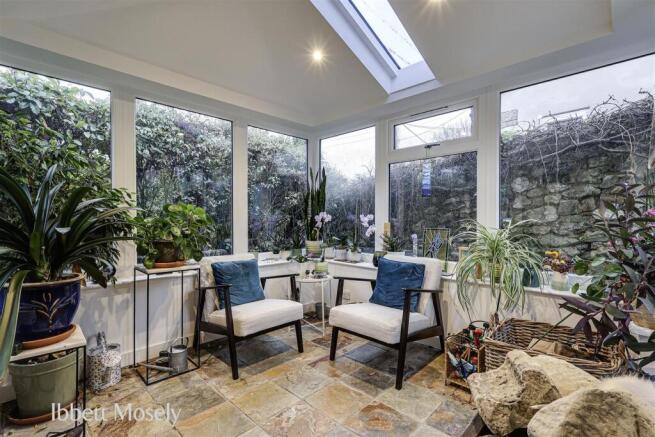 6 Garden room.jpg