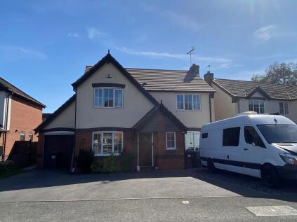 Maple Close, Doveridge