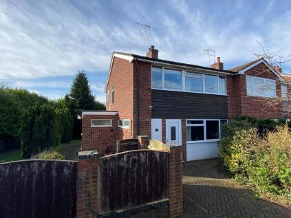 Croftstead Avenue, Denstone