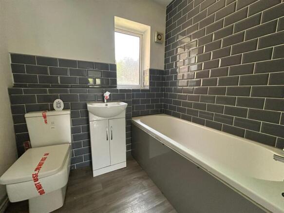 WhatsApp Image 2025-06-17 at 05.58.03 (6).jpeg