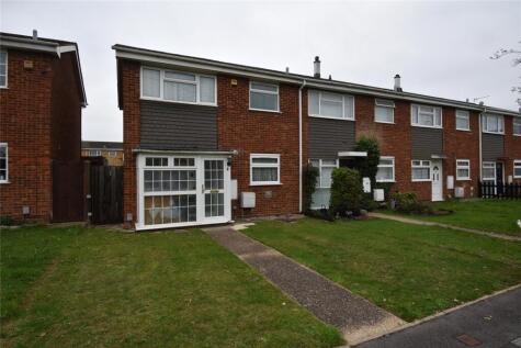 Kirton Way, Houghton Regis, Dunstable, Bedfordshire, LU5