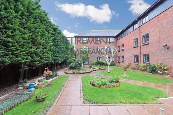 1 bedroom flat for sale in Martins Court, SouthendonSea