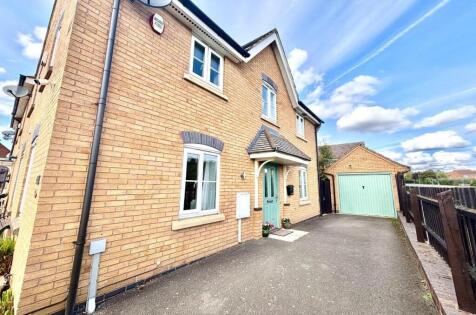 Robinson Way, Wootton Fields, Northampton NN4