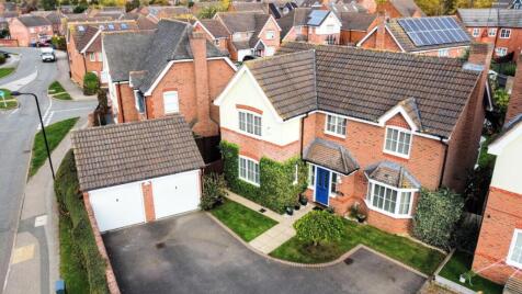 Foxfield Way, Grange Park, Northampton NN4