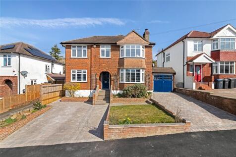 Mead Way, Coulsdon, CR5