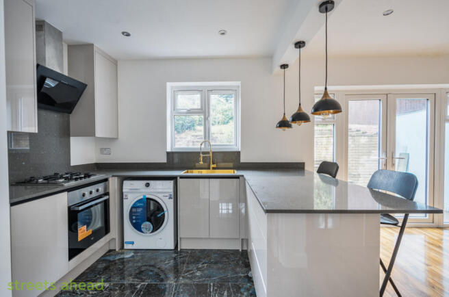 cd4870ad-0f66-4ad...