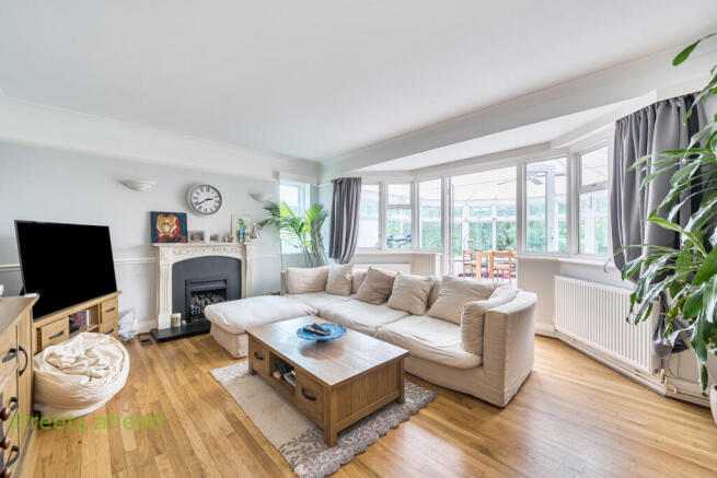 42e46247-1e13-48f...