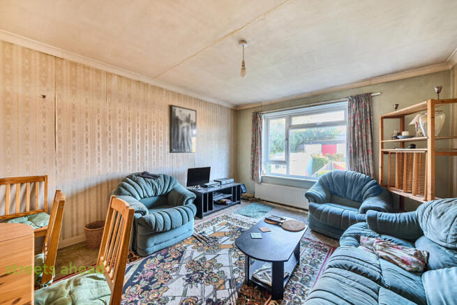 2abc8e0b-5c28-46f...