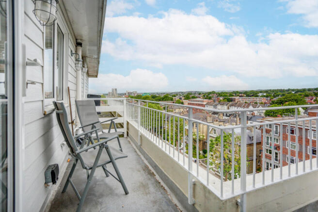 balcony
