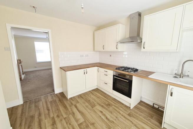 Kitchen (2)