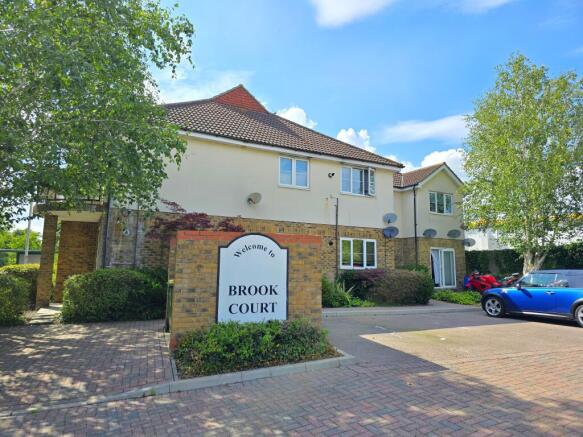 Brook Court - Exteri