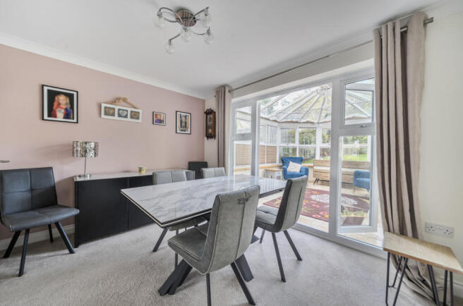 1355513-3-68c7e2e...