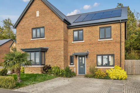 Hurley Drive, Bracknell, Berkshire