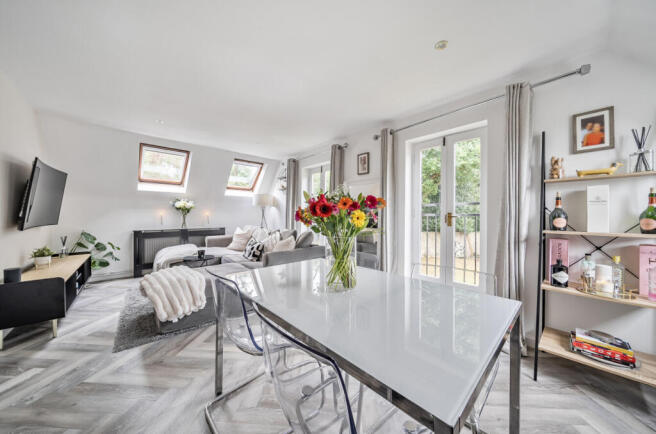 1330202-6-688b91d...