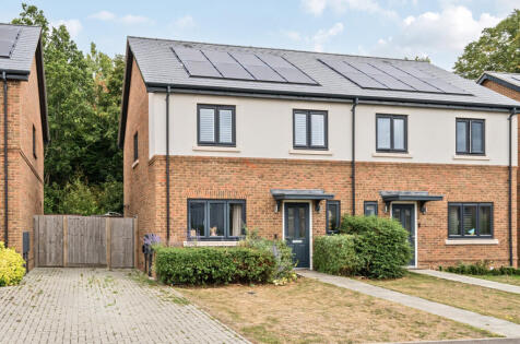 Hurley Drive, Bracknell, Berkshire