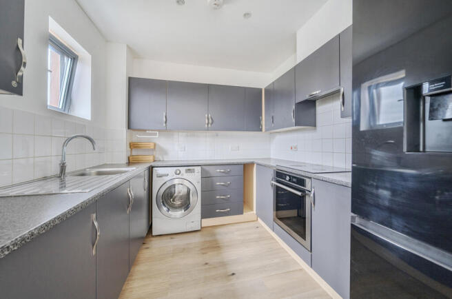 1364961-13-68e8f4...