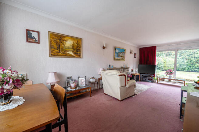 1369323-2-68ef73e...