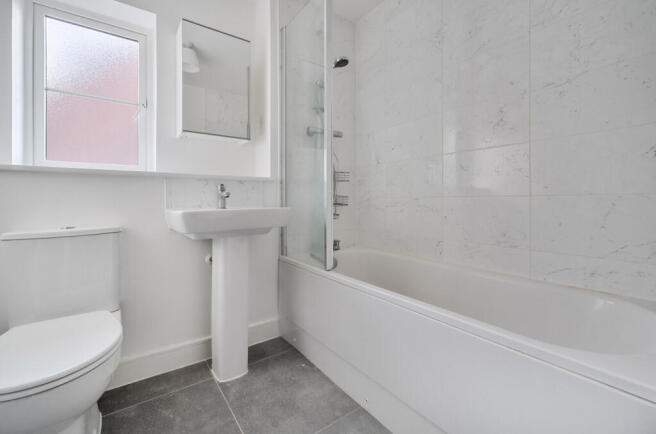 1380361-11-691dba...