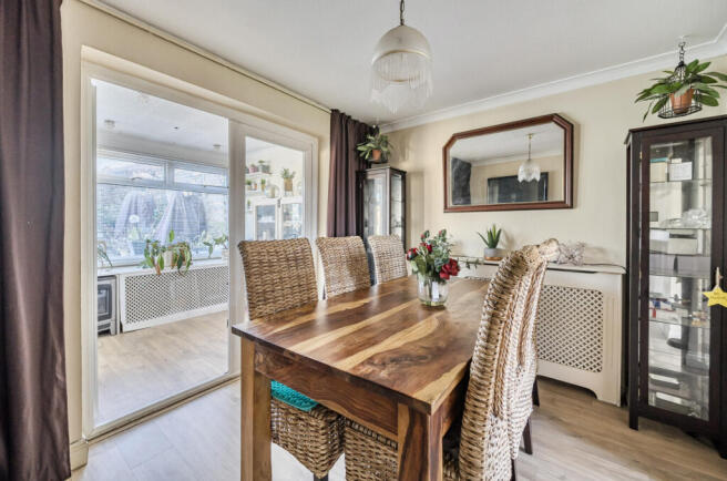 1389420-12-694535...