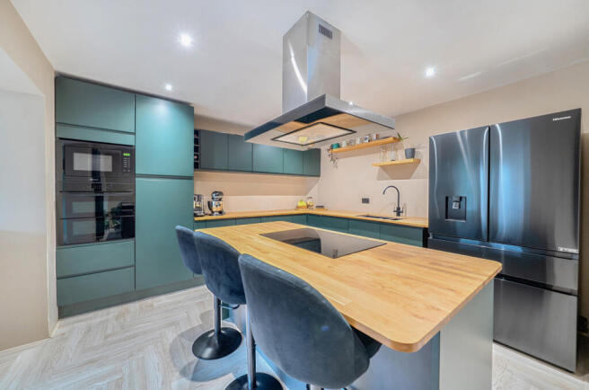 1400091-1-6966306...