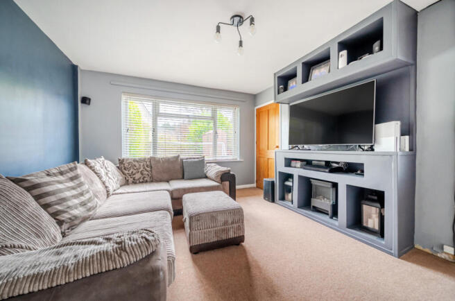 1403555-6-6978b30...