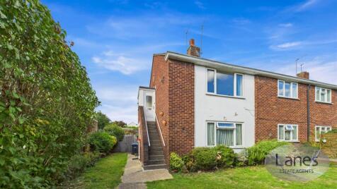 Queens Road, Enfield, EN1