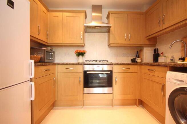 Wallis Place 15 Kitchen.JPG